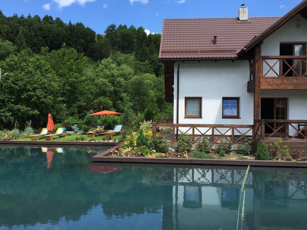 Gallery Of Mountains Holiday Home Ясіня Екстер'єр фото